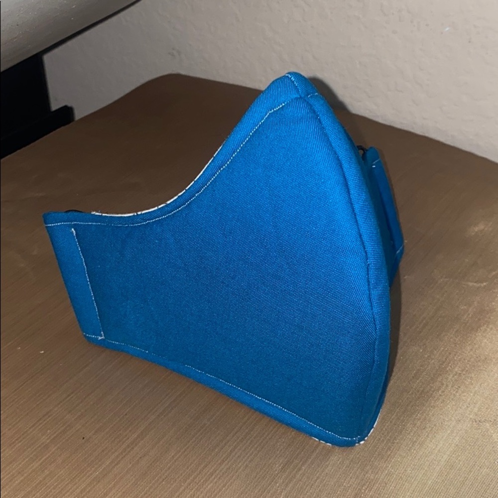 Med/Sm Face Mask.